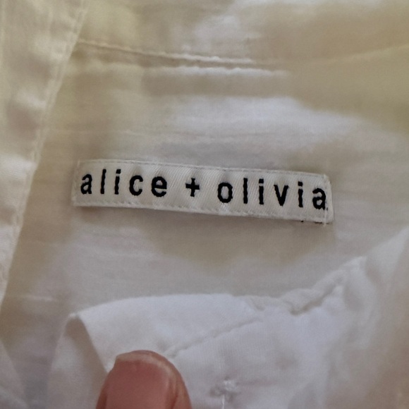 Alice & Olivia White Button-Up Shirt Cotton Cropped Light Weight - XS - Picture 4 of 8